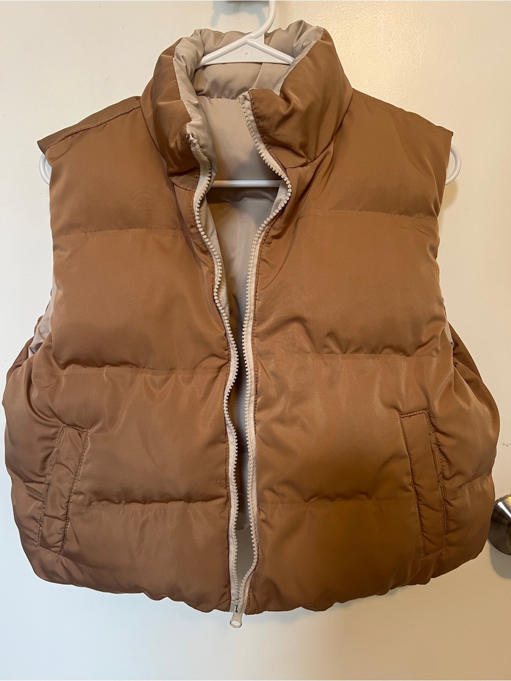 Women's Puffer Vest SM in Warm Caramel Brown